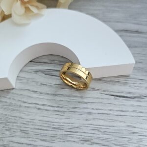 Reba nemesacél karikagyűrű kő nélkül
